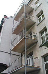 Schlosserei & Metallbau Fischer Balkon Altbaulösung
